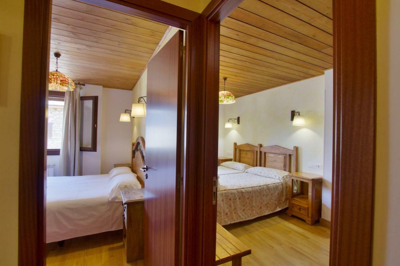 Apartaments La Peguera II Barruera Extérieur photo